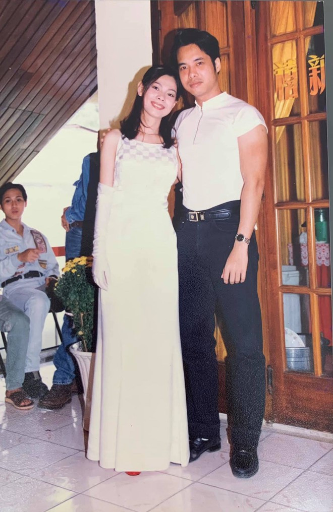 Ngọc Sơn xuất hiện trong buổi tiệc sinh nhật hoành tráng năm 20 tuổi của Thanh Thảo ẢNH: FBNV