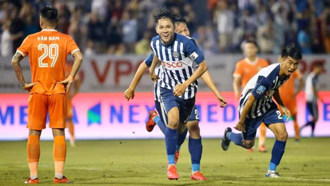 Lê Minh Bình đang chơi rất hay