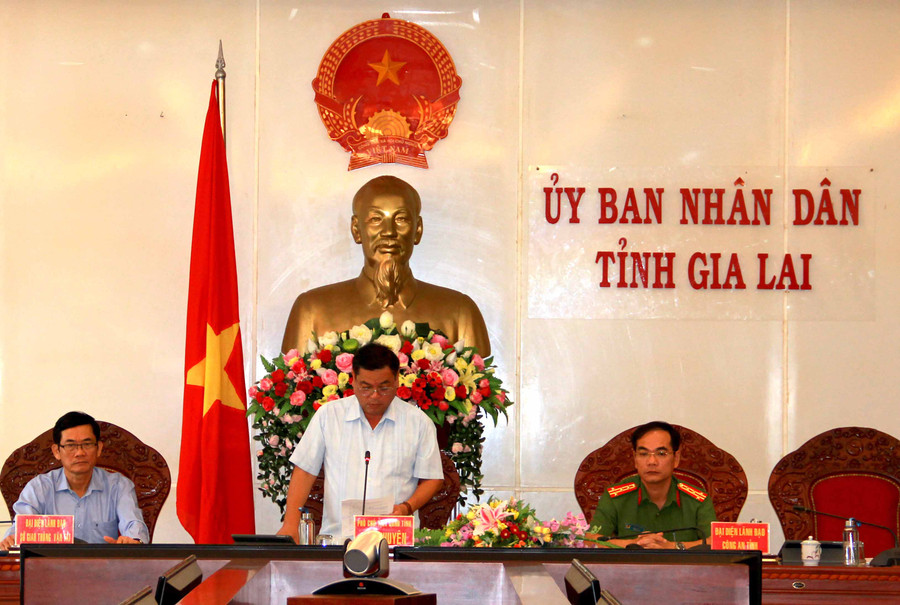 Phó Chủ tịch UBND tỉnh Gia Lai-Kpă Thuyên phát biểu tham luận tại Hội nghị trực tuyến sơ kết công tác đảm bảo trật tự, an toàn giao thông 6 tháng đầu năm 2020. Ảnh: Lê Hòa