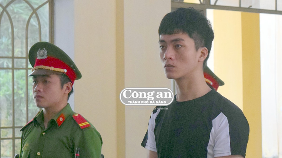 Bị cáo Lê Minh Thông tại phiên tòa.