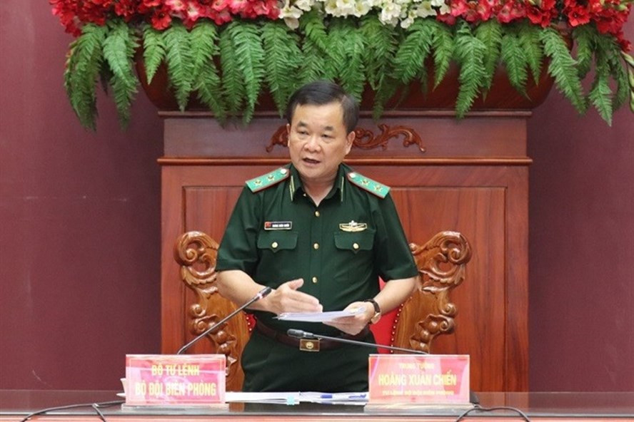 Trung tướng Hoàng Xuân Chiến, Ủy viên Quân ủy Trung ương, Thứ trưởng Bộ Quốc phòng chủ trì buổi làm việc. Ảnh: Báo Biên phòng Trung tướng Hoàng Xuân Chiến, Ủy viên Quân ủy Trung ương, Thứ trưởng Bộ Quốc phòng chủ trì buổi làm việc. Ảnh: Báo Biên phòng