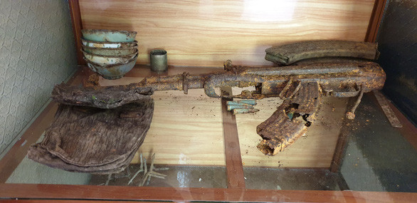 Di vật chiến đấu của các liệt sĩ - Ảnh: NGỌC QUANG