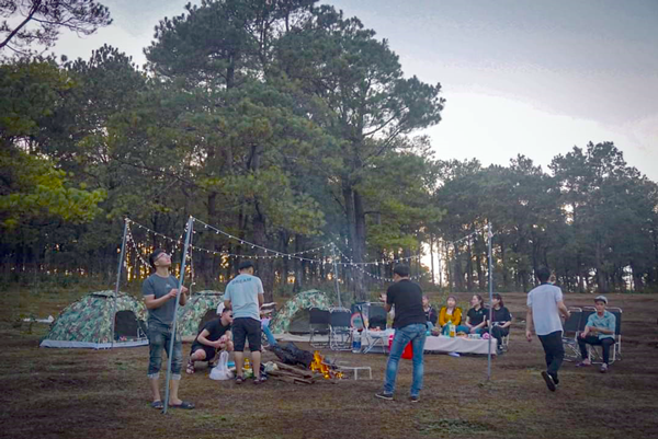 Các hoạt động của 5.PM thường bắt đầu từ 17 giờ đến 21 giờ mỗi ngày (ảnh nhân vật cung cấp).