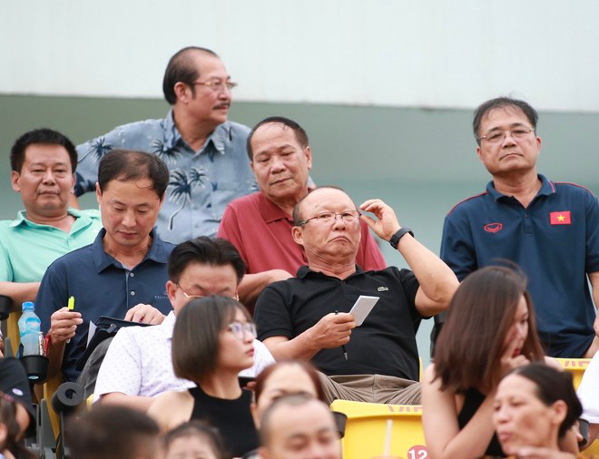 HAGL và Hà Nội săn hàng 