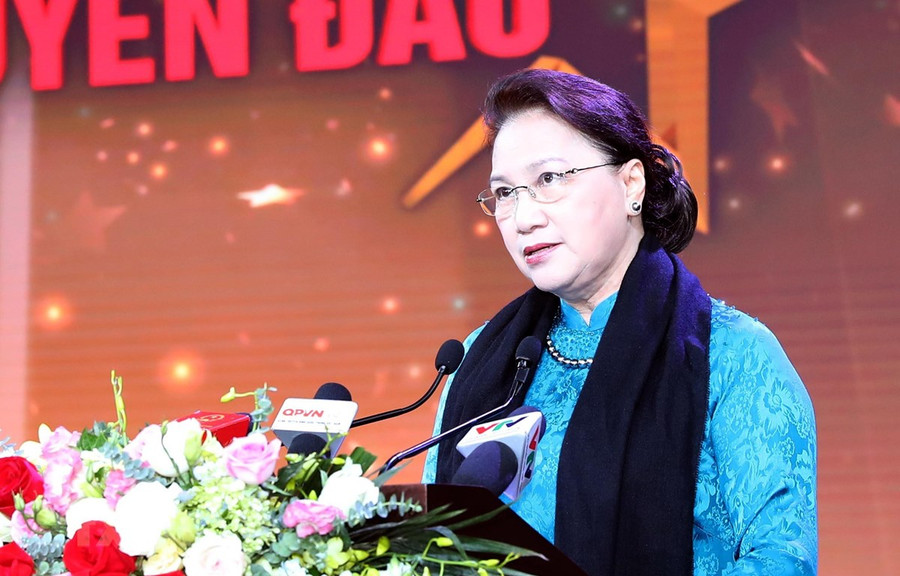 Chủ tịch Quốc hội Nguyễn Thị Kim Ngân phát biểu tại chương trình. (Ảnh: Trọng Đức/TTXVN) Chủ tịch Quốc hội Nguyễn Thị Kim Ngân phát biểu tại chương trình. (Ảnh: Trọng Đức/TTXVN)