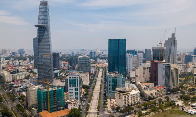 Các cao ốc văn phòng khu trung tâm TP HCM. Ảnh: Trần Quỳnh