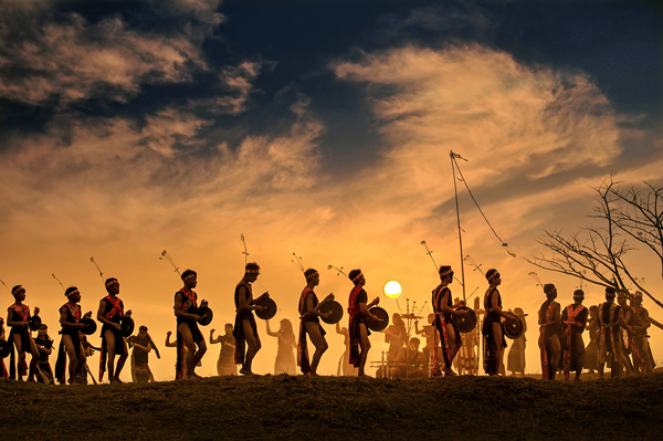 Biểu diễn cồng chiêng. Ảnh: NGUYỄN LINH VINH QUỐC