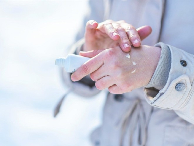 Da khô là một trong những dấu hiệu thường thấy của quá trình trao đổi chất chậm ẢNH MINH HỌA: SHUTTERSTOCK Da khô là một trong những dấu hiệu thường thấy của quá trình trao đổi chất chậm ẢNH MINH HỌA: SHUTTERSTOCK