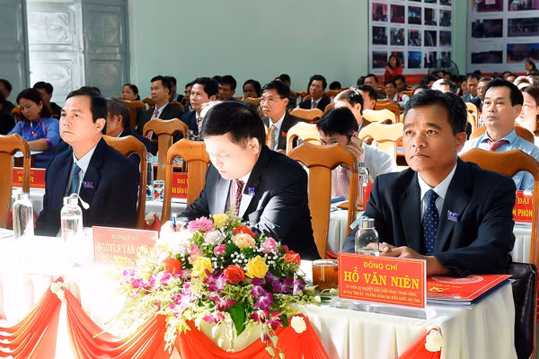 Ông hồ văn niên Bí thư tỉnh ủy. Ảnh: Đức Thụy