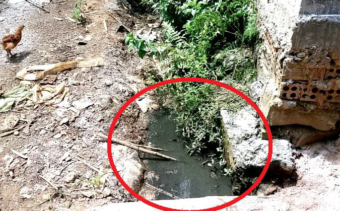 Chính quyền địa phương cho biết đa số người dân nơi đây sử dụng nguồn nước ô nhiễm.