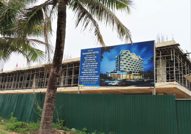 Nhiều dự án nghỉ dưỡng ven biển Nhật Lệ bị bỏ giữa chừng. Ảnh: TRƯƠNG QUANG NATR Nhiều dự án nghỉ dưỡng ven biển Nhật Lệ bị bỏ giữa chừng. Ảnh: TRƯƠNG QUANG NATR