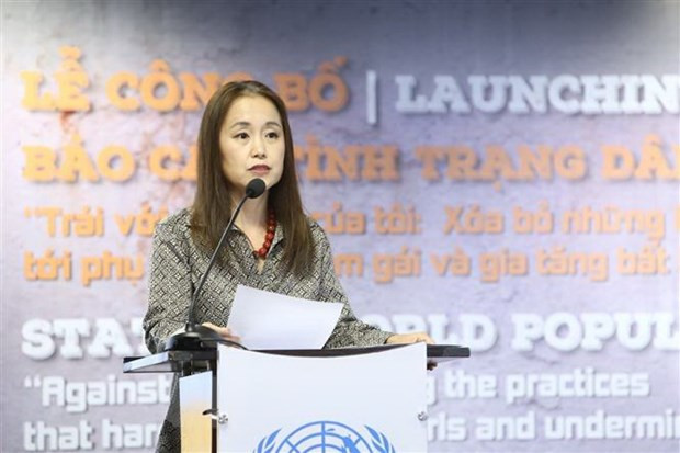 Bà Naomi Kitahara, Trưởng đại diện UNFPA Việt Nam phát biểu. (Ảnh: Minh Quyết/TTXVN) Bà Naomi Kitahara, Trưởng đại diện UNFPA Việt Nam phát biểu. (Ảnh: Minh Quyết/TTXVN)