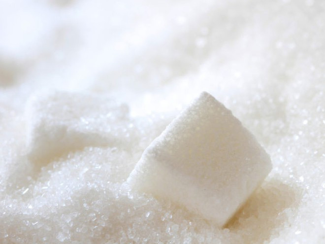 Kiểm soát trọng lượng dễ dàng hơn, tăng mức năng lượng, ngủ ngon hơn, da sáng... là những lợi ích tuyệt vời khi bạn giảm ăn đường. Ảnh minh họa: SHUTTERSTOCK