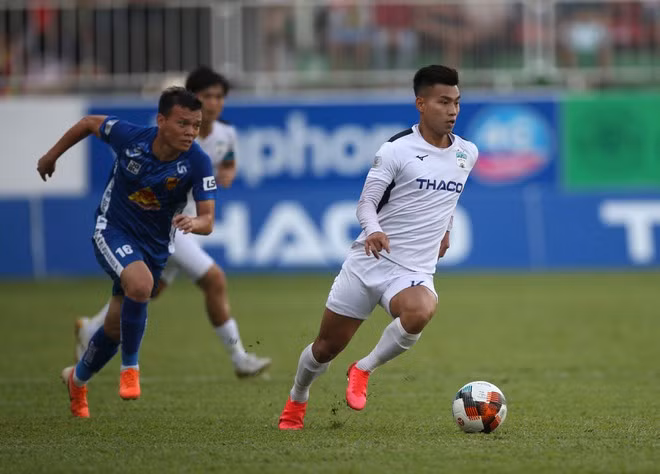 Văn Thanh sẽ nén đau bệnh tình của cha để tiếp tục thi đấu tốt chiều nay? Ảnh: MINH TRẦN