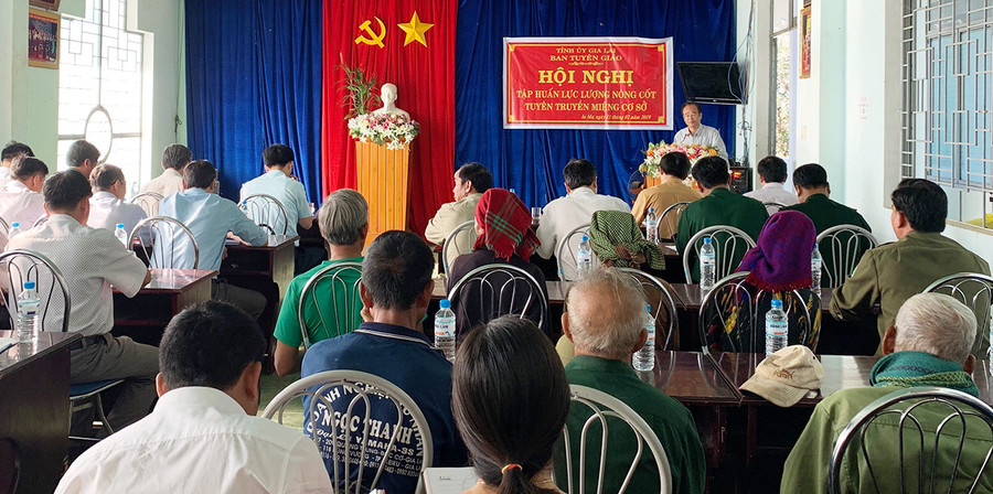 Quang cảnh lớp tập huấn lực lượng nòng cốt tuyên truyền miệng cơ sở. Ảnh: Phương Linh Quang cảnh lớp tập huấn tuyên truyền miệng nòng cốt ở cơ sở. Ảnh: Phương Linh