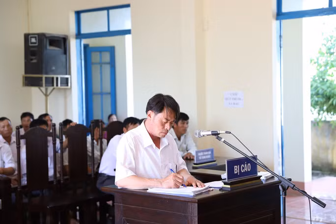 Bị cáo Nguyễn Hữu Quảng