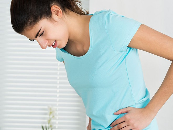 Sỏi mật có thể gây đau, khó chịu và các triệu chứng là đau bụng, đầy hơi, buồn nôn và nôn ẢNH MINH HỌA: SHUTTERSTOCK