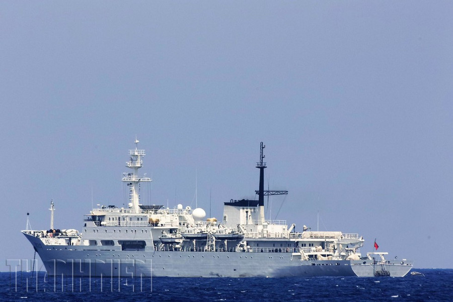 Tàu nghiên cứu Hải Dương 22 của Trung Quốc xâm phạm vùng biển Việt Nam, năm 2010 ẢNH: MAI THANH HẢI