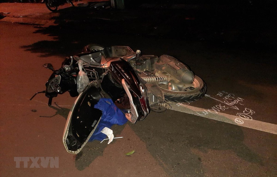 Hiện trường vụ tai nạn. (Ảnh: TTXVN phát)