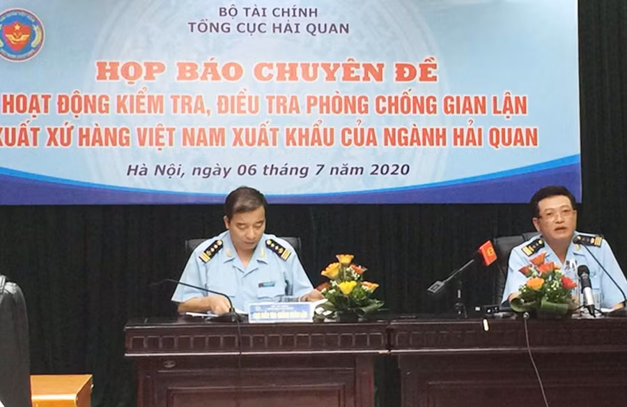 Tổng cục Hải quan thông tin về kết quả điều tra, làm rõ lô hàng nhôm nghi gian lận xuất xứ Tổng cục Hải quan thông tin về kết quả điều tra, làm rõ lô hàng nhôm nghi gian lận xuất xứ