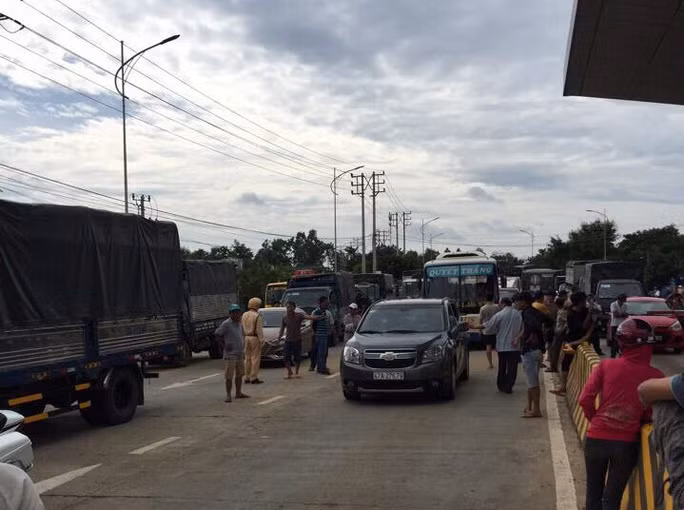 Giao thông trên Quốc lộ 26 ùn ứ