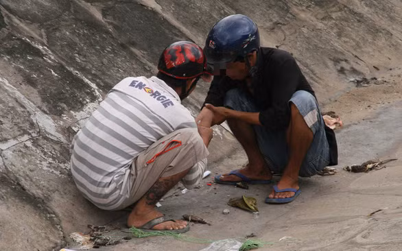 Vòng luẩn quẩn nghiện - cai nghiện - tái nghiện....Ảnh: M.Đ.