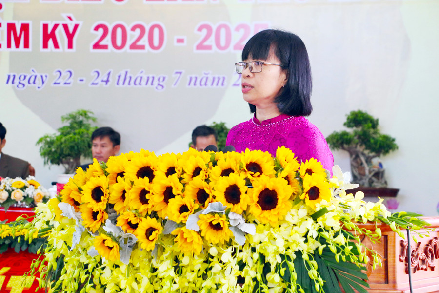 BÍ thư Thị ủy An Khê Nguyễn Thị Thanh Lịch phát biểu khai mạc Đại hội. Ảnh: Tấn Minh 