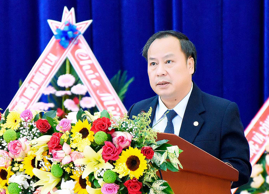 Phó Bí thư Thường trực Tỉnh ủy Châu Ngọc Tuấn phát biểu chỉ đạo tại Đại hội đại biểu Đảng bộ Khối các Cơ quan và Doanh nghiệp tỉnh lần thứ VIII (nhiệm kỳ 2020-2025). Ảnh: Đ.T Phó Bí thư Thường trực Tỉnh ủy Châu Ngọc Tuấn phát biểu chỉ đạo tại Đại hội đại biểu Đảng bộ Khối các Cơ quan và Doanh nghiệp tỉnh lần thứ VIII (nhiệm kỳ 2020-2025). Ảnh: Đ.T