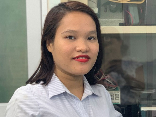 Phạm Thanh Huyền có nhiều sáng kiến trong công việc Ảnh: NHẬT NAM