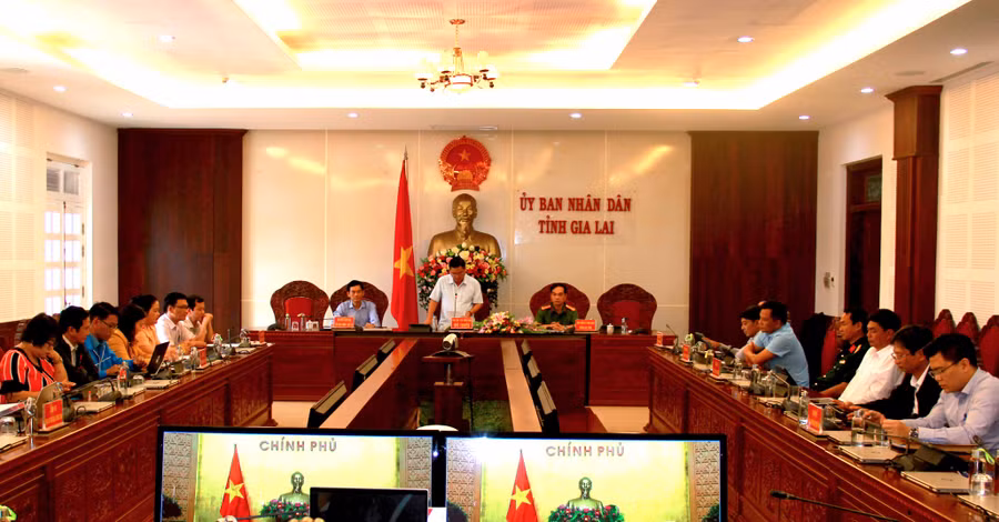 Toàn cảnh Hội nghị trực tuyến sơ kết công tác đảm bảo trật tự, an toàn giao thông 6 tháng đầu năm 2020. Ảnh: Lê Hòa