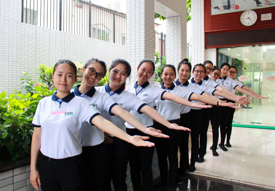 Một nhóm lao động nữ được đào tạo bài bản trước khi sang Nhật Bản làm việc