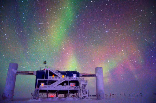 Đài thiên văn IceCube của Nam Cực, nơi đầu tiên tóm được 