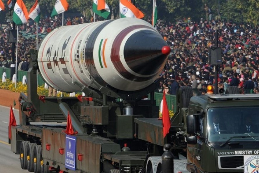 Tên lửa Agni V của Ấn Độ. Ảnh: AFP