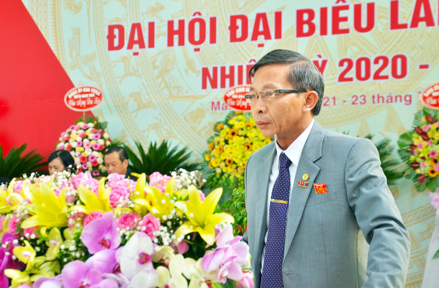 Ông Huỳnh Thế Mạnh-Bí thư Huyện ủy Mang Yang phát biểu khai mạc Đại hội. Ảnh: Phương Linh