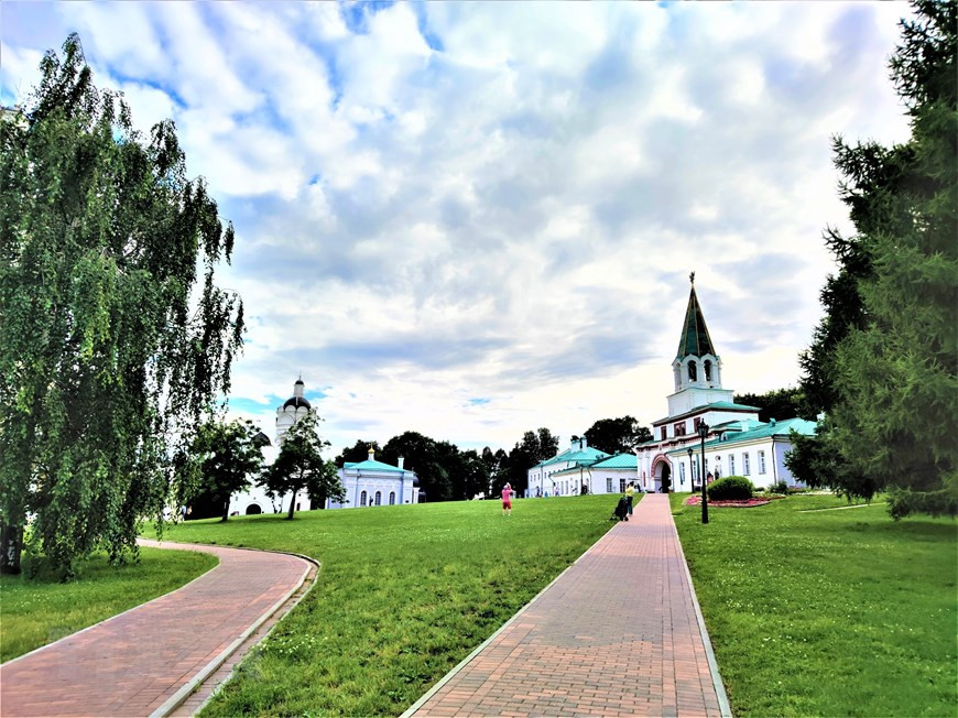 Quần thể di tích cổ được bảo tồn trong công viên Kolomen. Ảnh: Duy Trinh/TTXVN