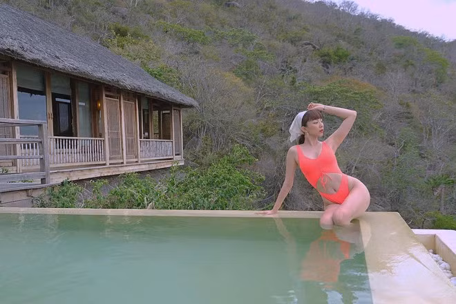 Tóc Tiên được biết đến là một trong những ca sĩ sở hữu phong cách thời trang gợi cảm ẢNH: FBNV