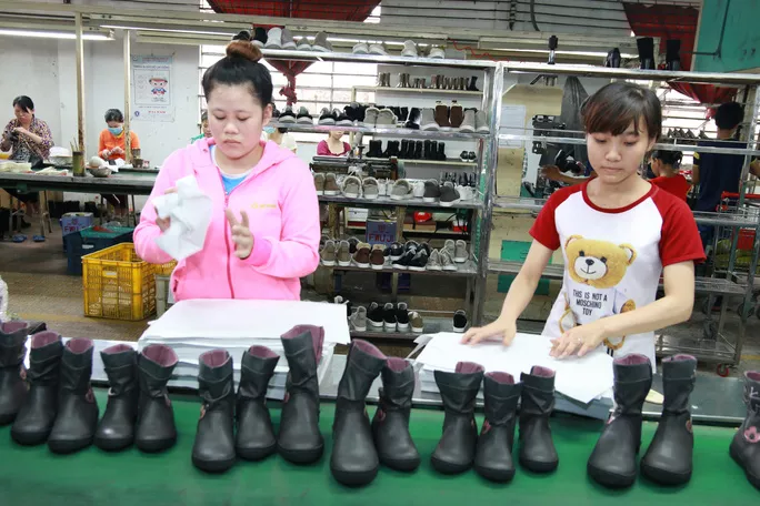 Bị quấy rối tình dục tại nơi làm việc, người lao động có thể đơn phương chấm dứt hợp đồng lao động