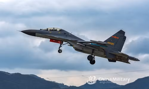  Chiến đấu cơ J-11 của Trung Quốc.