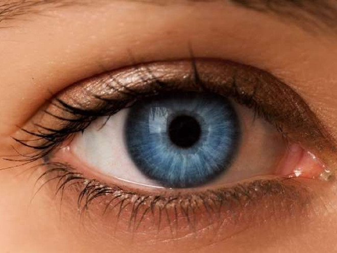 Thay vì nước mắt, cô Satenik Karazian đã khóc ra những tinh thể trong suốt như pha lê - Ảnh minh họa: Shutterstock Thay vì nước mắt, cô Satenik Karazian đã khóc ra những tinh thể trong suốt như pha lê - Ảnh minh họa: Shutterstock