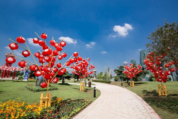 Cụm 15 cây đèn lồng vô cùng nổi bật. (Ảnh: CTV) Cụm 15 cây đèn lồng vô cùng nổi bật. (Ảnh: CTV)