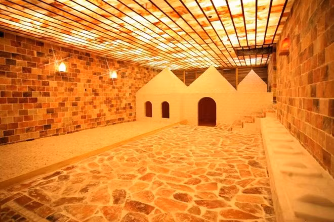 Tắm hơi sẽ giúp bạn xua tan căng thẳng sau 1 chuyến đi dài.