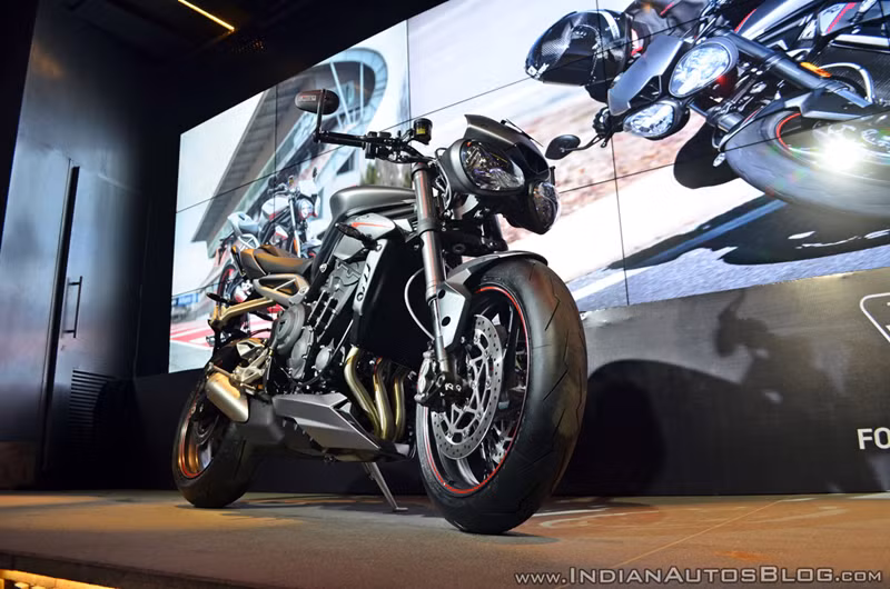 2020 Triumph Street Triple RS sẽ có một số nâng cấp nhỏ về ngoại hình.