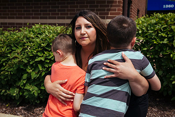 Cô Rizzo rất buồn vì hai con trai của mình mắc chứng tự kỷ