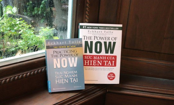 "Trải nghiệm sức mạnh hiện tại" là phần tiếp theo của "Sức mạnh hiện tại", từng được dịch ra hơn 50 ngôn ngữ trên thế giới