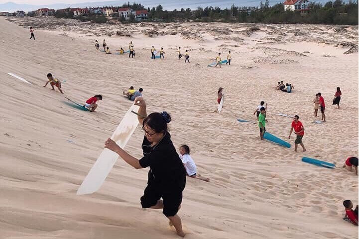 Nhiều người tìm đến đây để trải nghiệm những cảm giác mới lạ. Nhiều người tìm đến đây để trải nghiệm những cảm giác mới lạ.