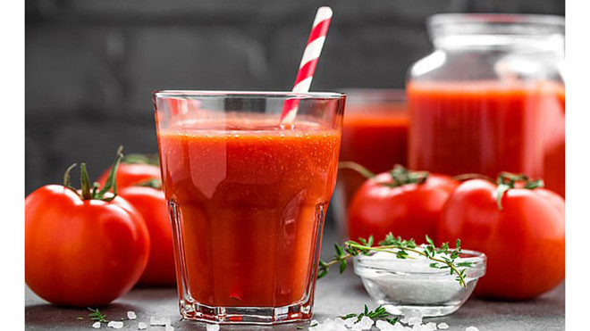 Nước ép cà chua - ShutterStock