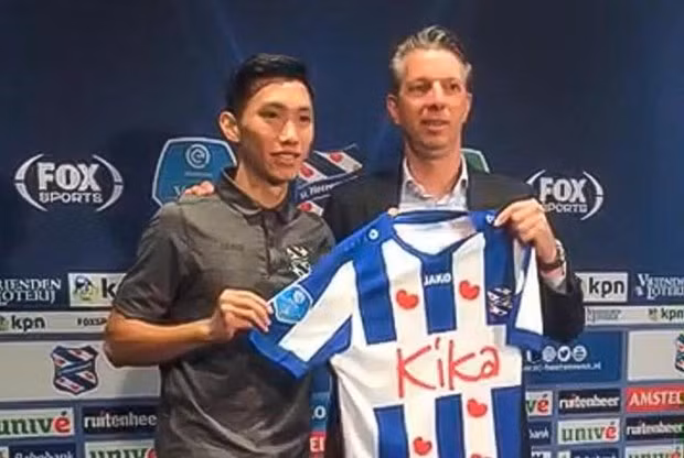 Đoàn Văn Hậu chính thức khoác áo SC Heerenveen.