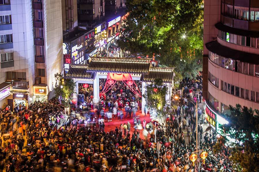  Nguồn thu khổng lồ từ kinh tế ban đêm