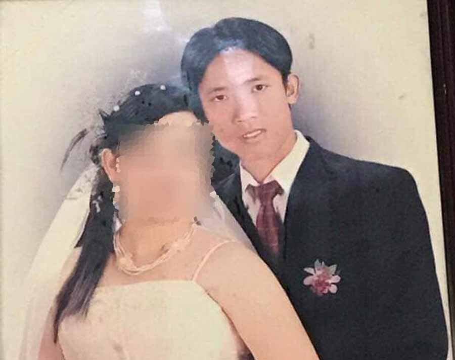Đối tượng Khánh (phải) đã đầu thú và khai nhận hành vi phạm tội của mình. Ảnh: V.N  Đối tượng Khánh (phải) đã đầu thú và khai nhận hành vi phạm tội của mình. Ảnh: V.N