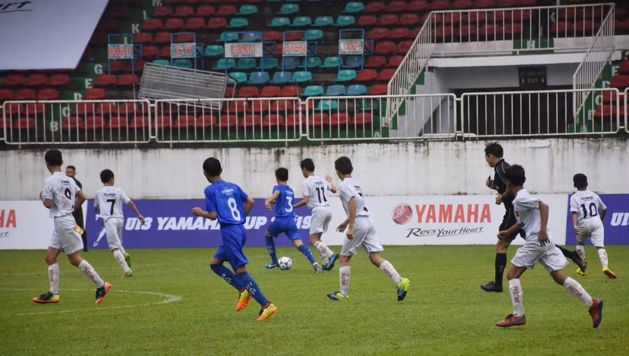 Đội Trường Quốc tế-châu Á Thái Bình Dương Gia Lai và PK Star FC đá trận khai mạc. Ảnh: Hà Phương